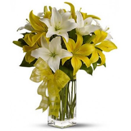 10 White & Yellow Lilies